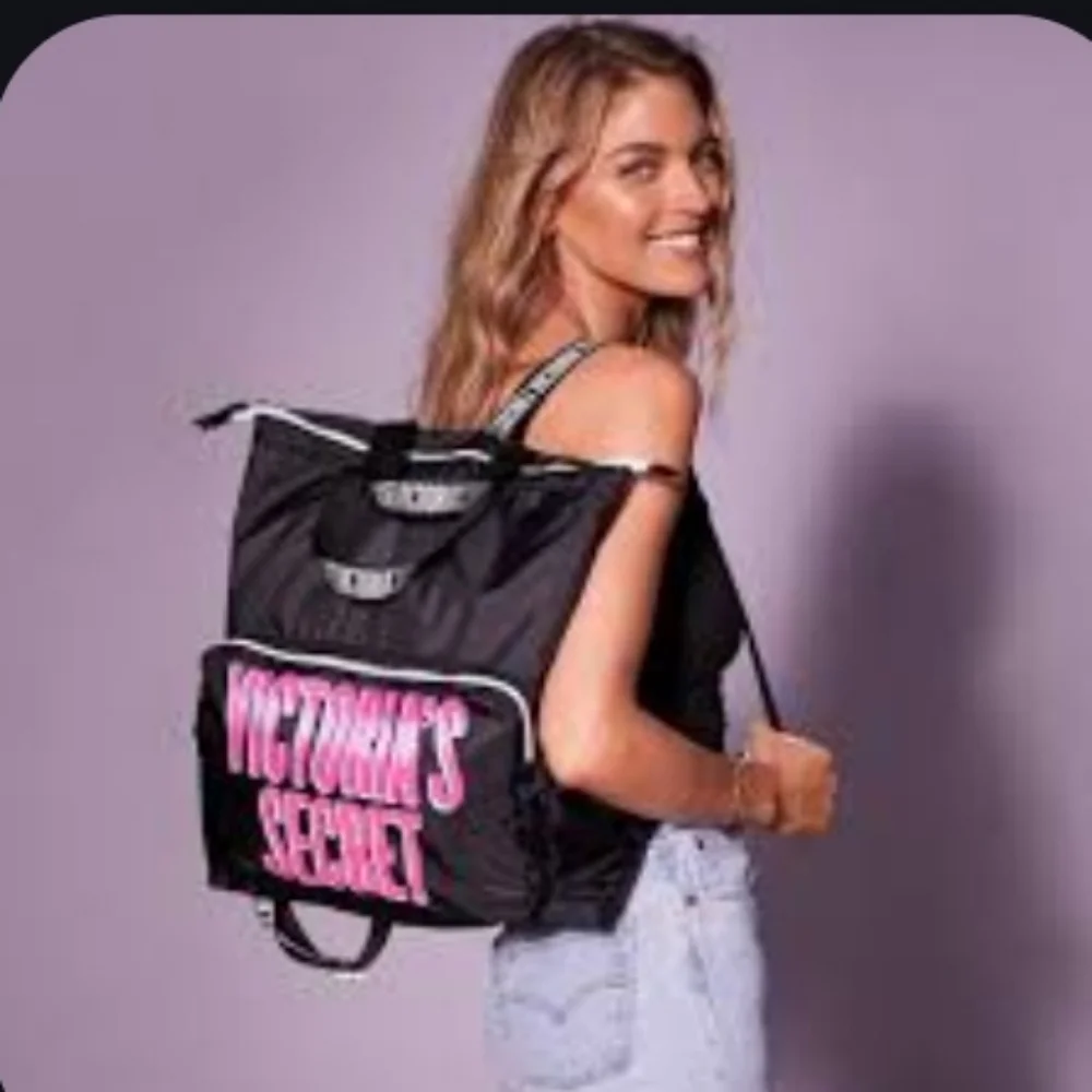 Victorias Secret chic black